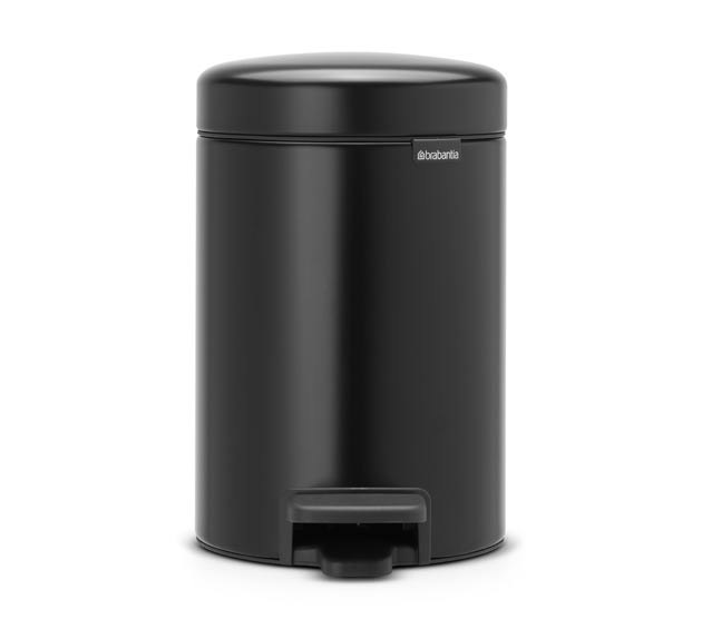 NewIcon-Pedal-Bin,-3L---Matt-Black-Brabantia_3608x4700px_6_NR-1468