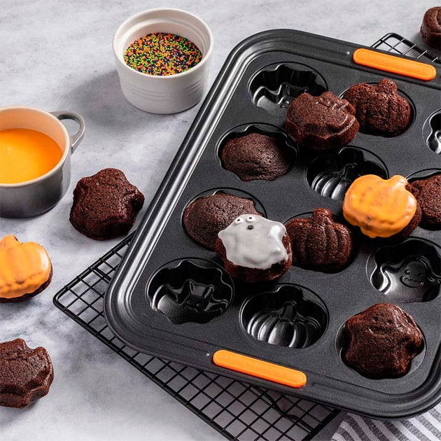 Molde-Halloween-Le-Creuset