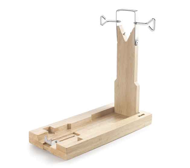 Ideas-Originales-con-los-Productos-de-IBILI-jamonero-kompacto