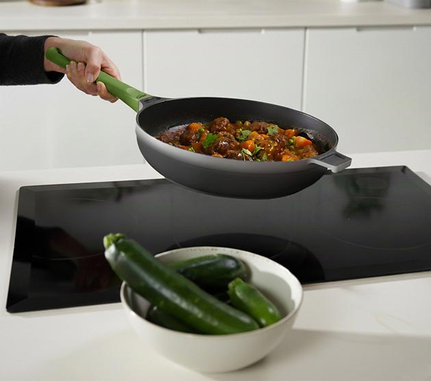 Batería-de-cocina-Revolutline-de-Inoxibar-apilable-y-personalizable