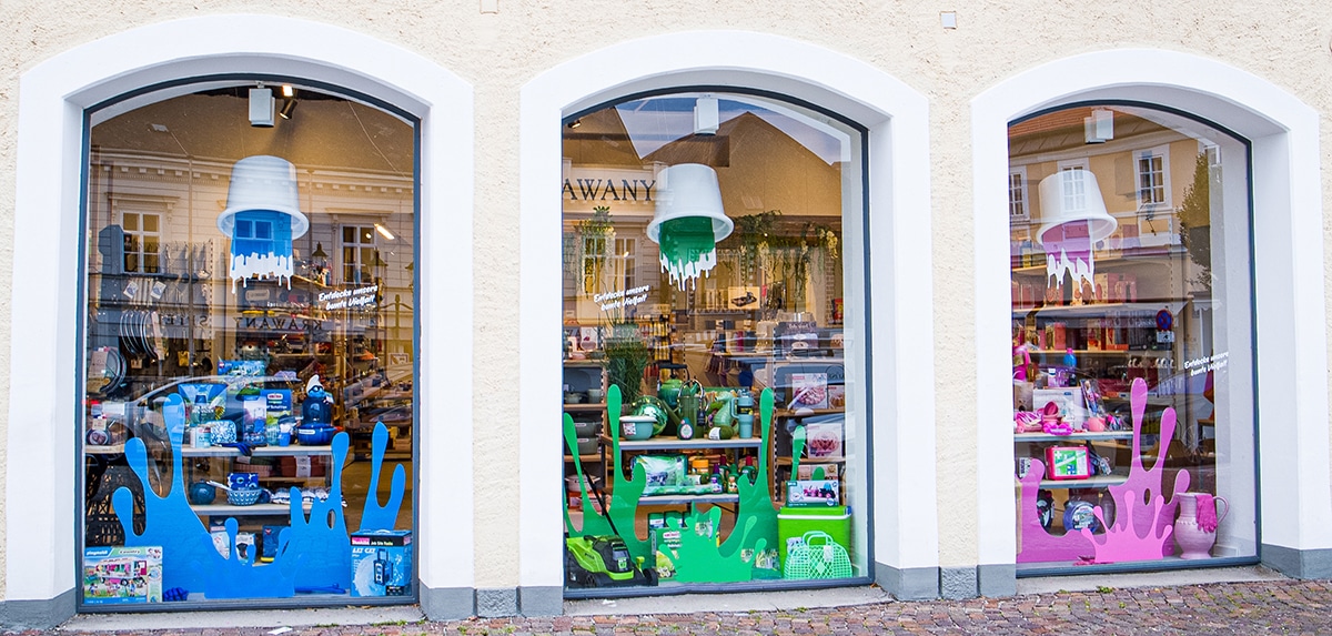 Krawany-Austria-–-visual-merchandising-premiado-en-los-gia-Top-Window-2025